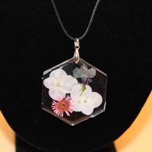 Flower necklace